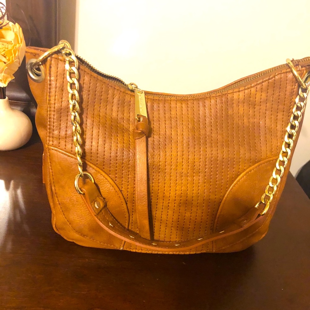 Steve Madden Tan with gold chain purse